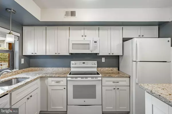 West Chester, PA 19382,2007 VALLEY DR #2007