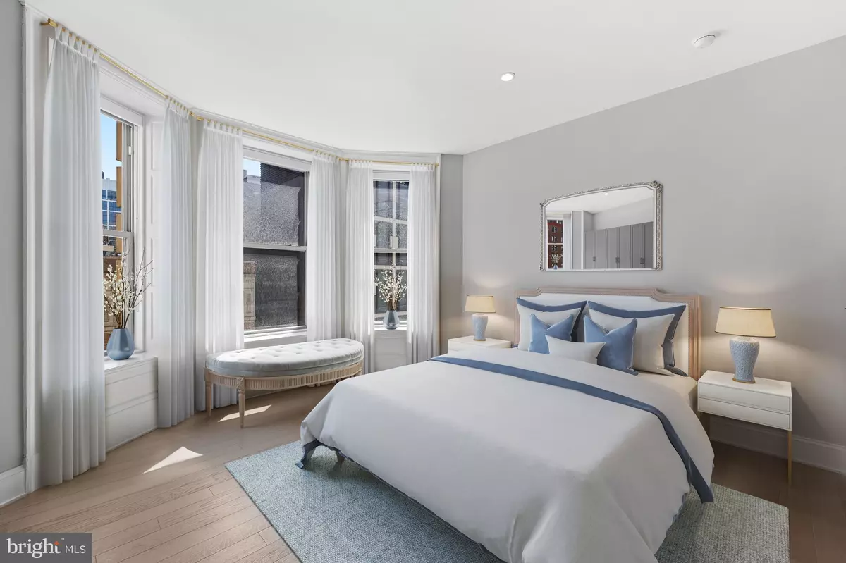 Philadelphia, PA 19102,200 S BROAD ST #208