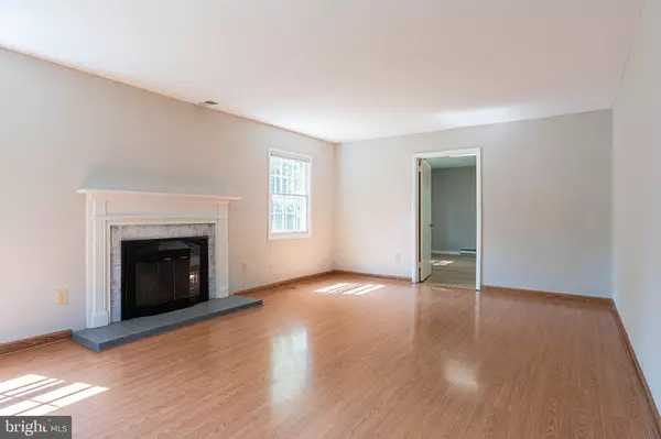 Fairfax, VA 22033,13145 MADONNA LN