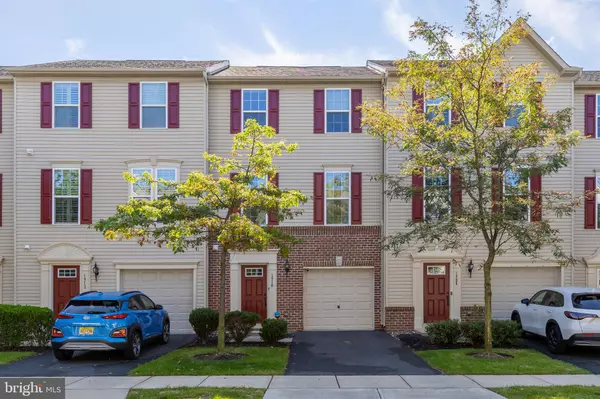 1910 JAKOB CT, Cinnaminson, NJ 08077