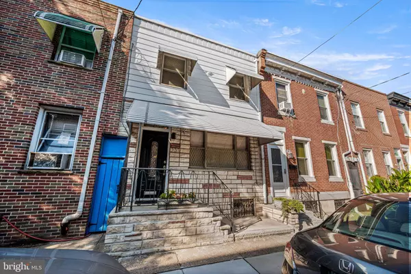 331 GREENWICH ST, Philadelphia, PA 19147