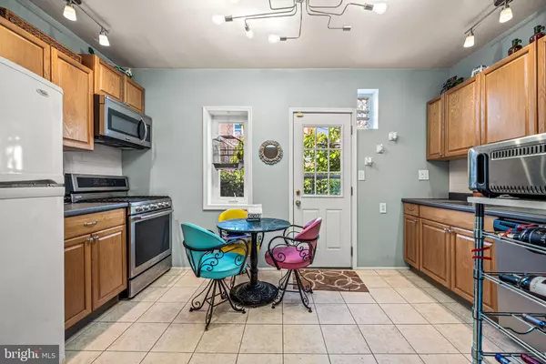 Philadelphia, PA 19147,331 GREENWICH ST