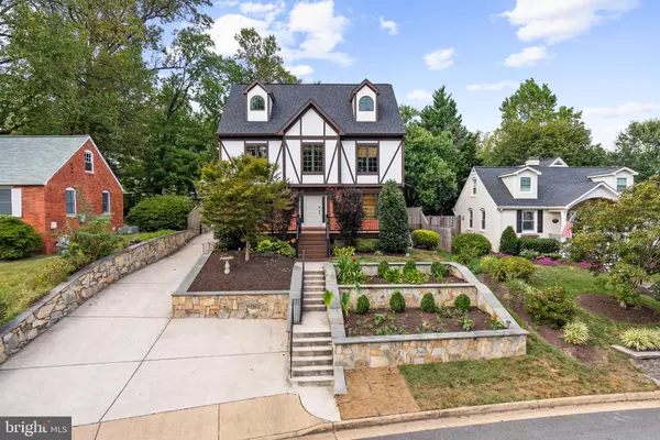 Falls Church, VA 22042,6820 JACKSON AVE