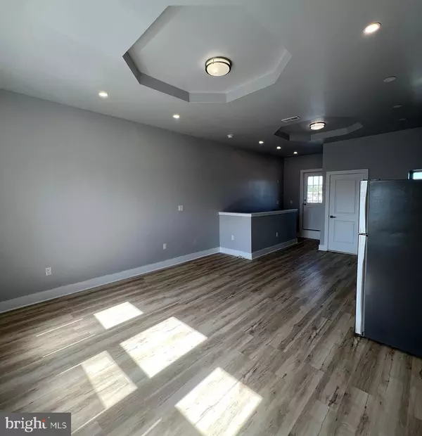 Philadelphia, PA 19143,1131 S 52ND ST