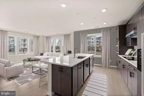 Conshohocken, PA 19428,401 WASHINGTON ST #213 LEWIS