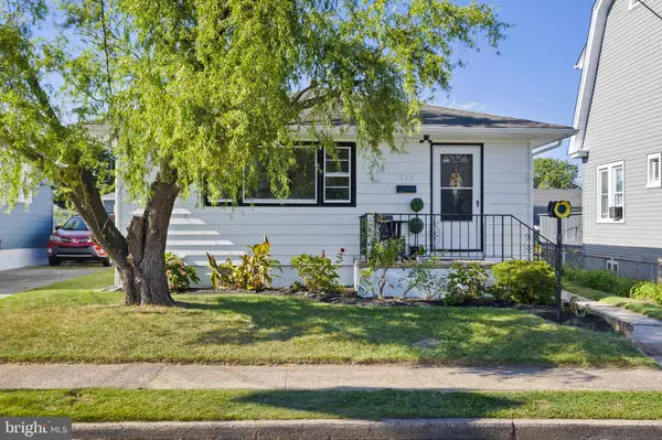 Hamilton, NJ 08610,718 E HOWELL ST