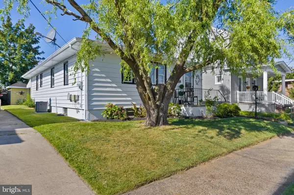 Hamilton, NJ 08610,718 E HOWELL ST