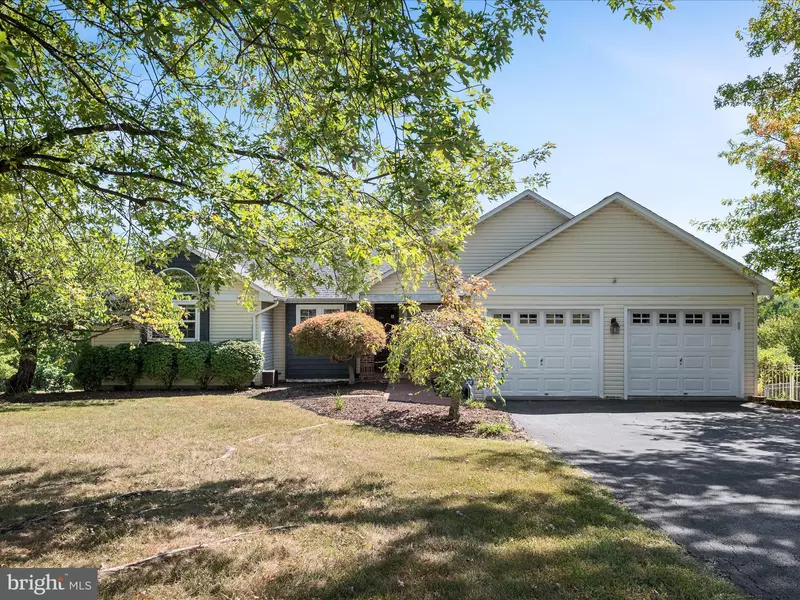 252 PUNKIN RIDGE DR, Clear Brook, VA 22624