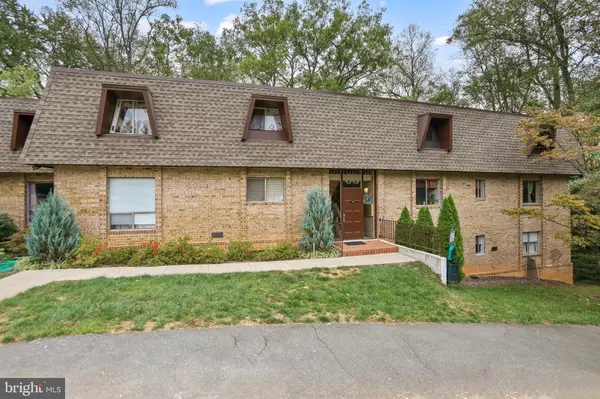 Reston, VA 20190,11603 VANTAGE HILL RD #22C