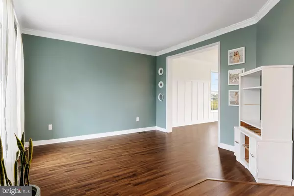 Seven Valleys, PA 17360,7503 GRAND LAKE DR