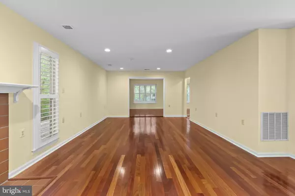 Annapolis, MD 21401,2671 CUNNINGHAM HOLE RD