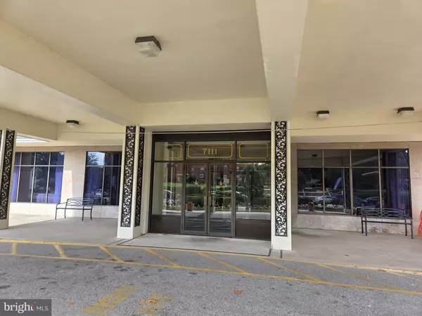 Baltimore, MD 21215,7111 PARK HEIGHTS AVE #707