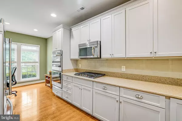 Lorton, VA 22079,8965 YELLOW DAISY PL