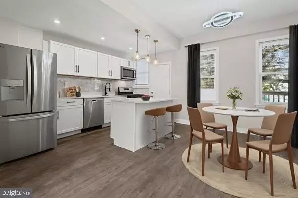 Baltimore, MD 21213,1724 E 25TH ST