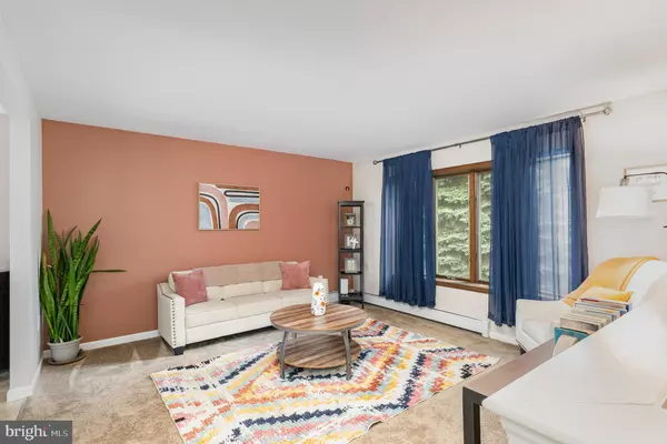 Lebanon, PA 17046,217 REDWOOD LN