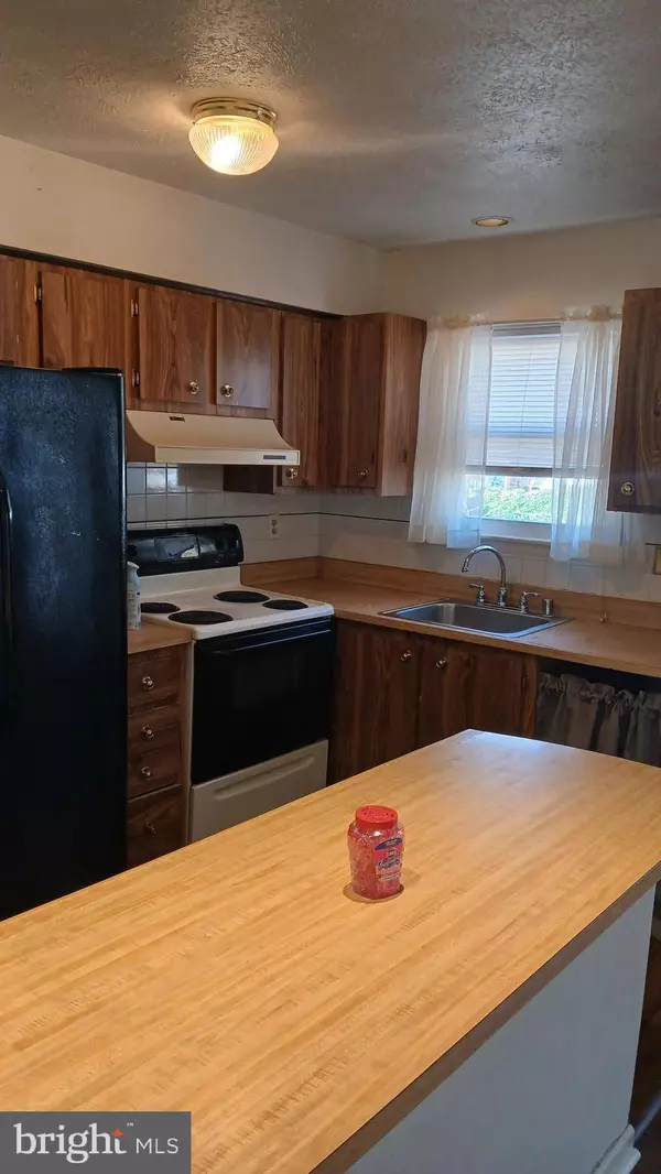 Clinton, MD 20735,6208 TEABERRY WAY