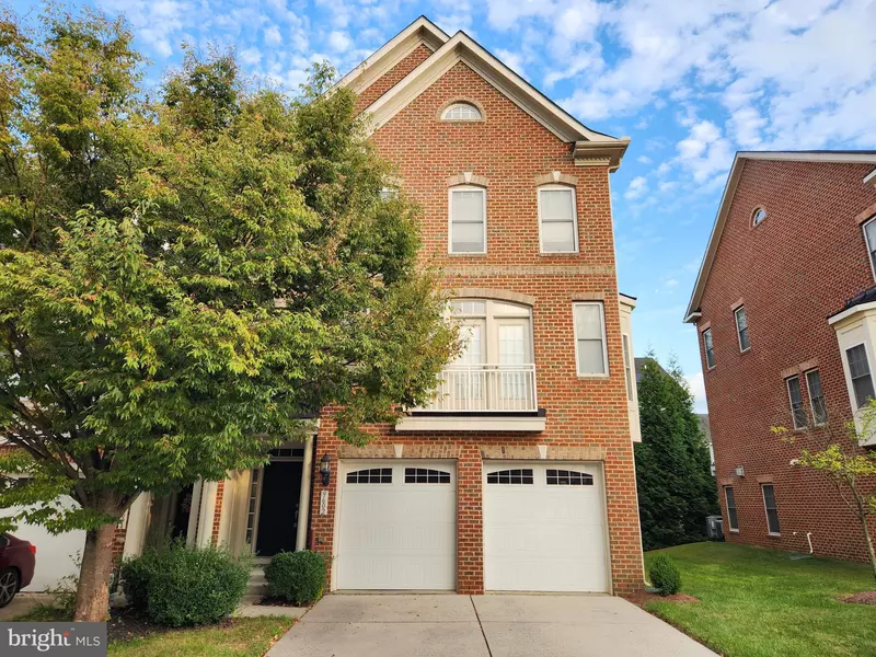9602 SILKEN LEAF CT, Laurel, MD 20723