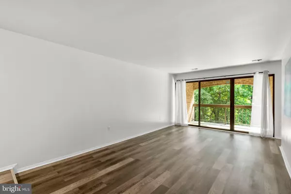 Gaithersburg, MD 20879,435 CHRISTOPHER AVE #23