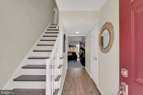 Silver Spring, MD 20902,10813 BUCKNELL DR #25