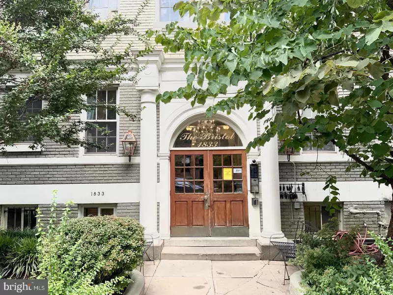 1833 S ST NW #31, Washington, DC 20009