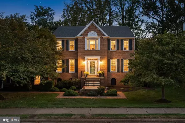 Clifton, VA 20124,5413 SANDY POINT LN