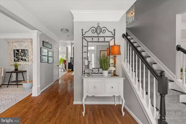 Clifton, VA 20124,5413 SANDY POINT LN