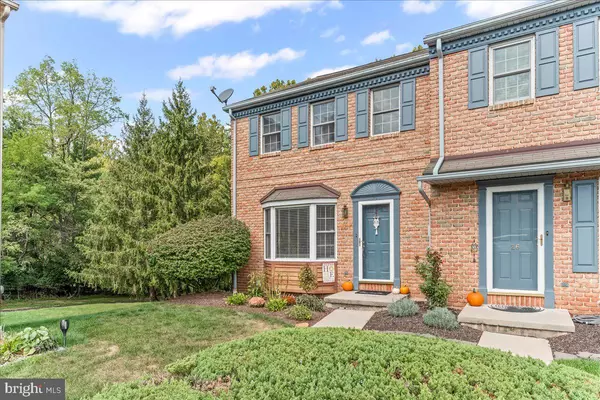 Reading, PA 19606,25 WARWICK CT