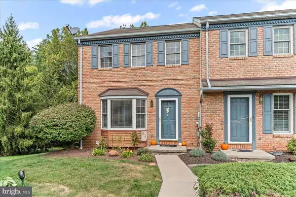 25 WARWICK CT, Reading, PA 19606
