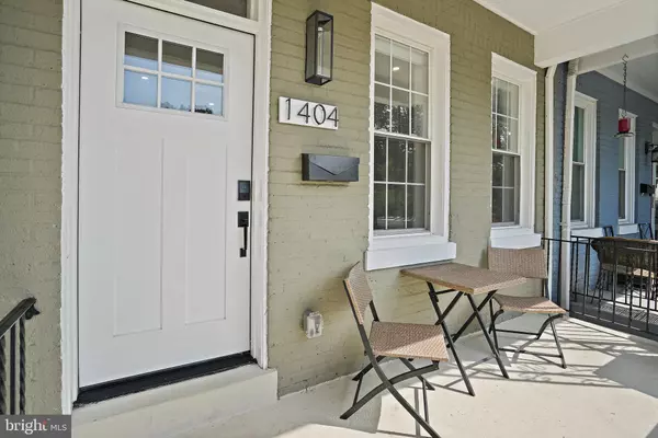 Washington, DC 20003,1404 MASSACHUSETTS AVE SE