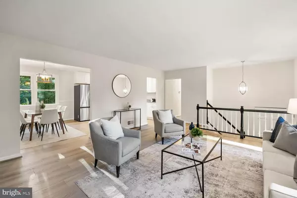 Annandale, VA 22003,8929 CHELTONHAM PL