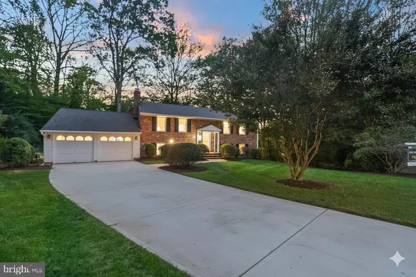 8929 CHELTONHAM PL, Annandale, VA 22003