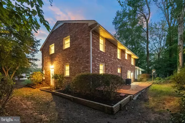 Annandale, VA 22003,8929 CHELTONHAM PL