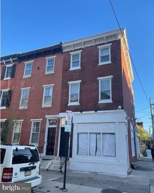 Philadelphia, PA 19130,2001 BRANDYWINE ST #3RD FLOOR