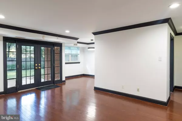 Springfield, VA 22150,7096 SPRING GARDEN DR #TL1