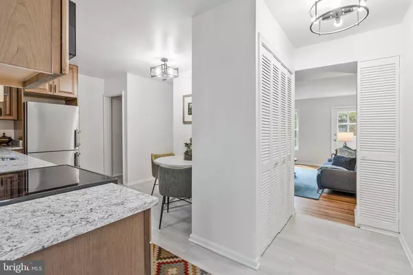 Alexandria, VA 22305,210 ASPEN ST