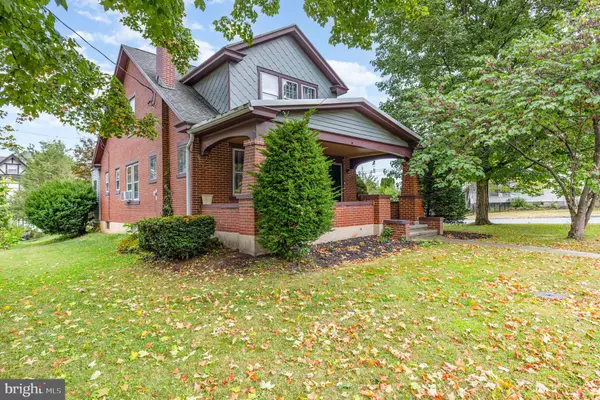 Lebanon, PA 17042,19 E WALNUT ST