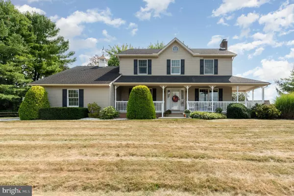 1154 E MAPLE ST, Palmyra, PA 17078