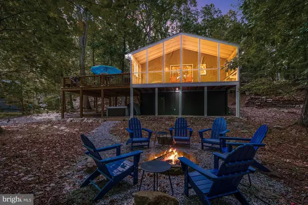 Hedgesville, WV 25427,34 GOLDEN WAY