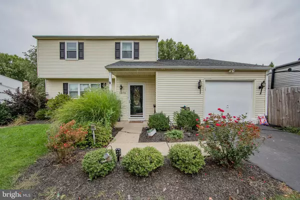 1375 ANGELA DR, Phoenixville, PA 19460