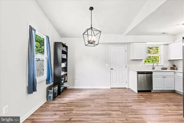 Fredericksburg, VA 22408,10420 FOREST HILL CT