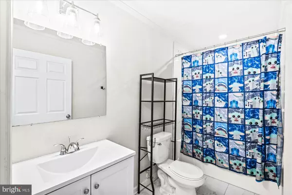 Fredericksburg, VA 22408,10420 FOREST HILL CT