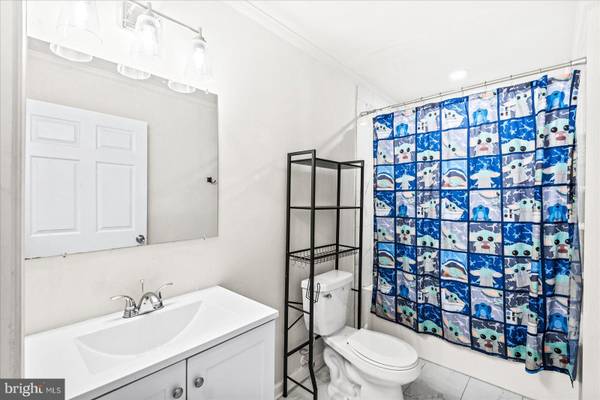 Fredericksburg, VA 22408,10420 FOREST HILL CT