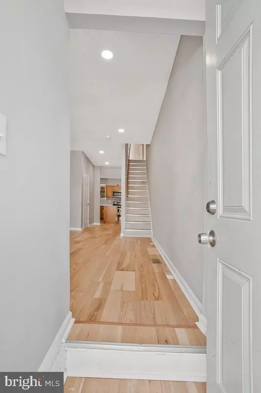 Baltimore, MD 21223,2505 HOLLINS ST