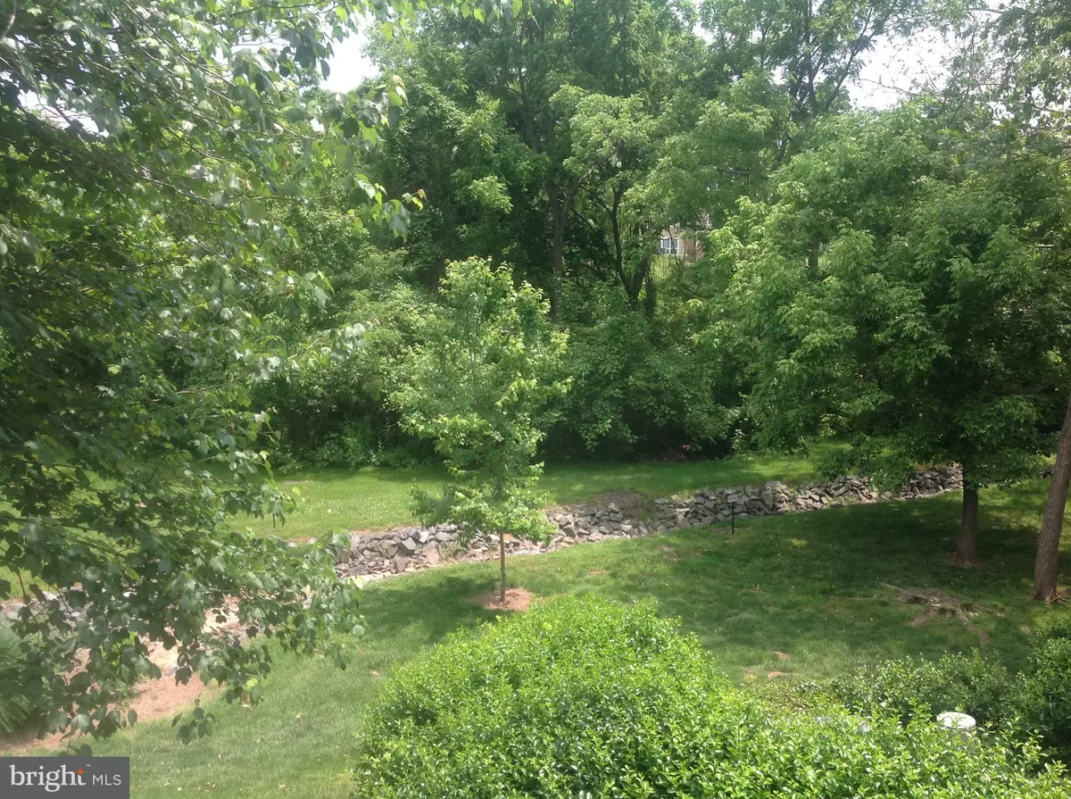 Centreville, VA 20121,14321 CLIMBING ROSE WAY #201