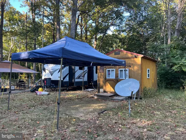 Augusta, WV 26704,HONEY LN