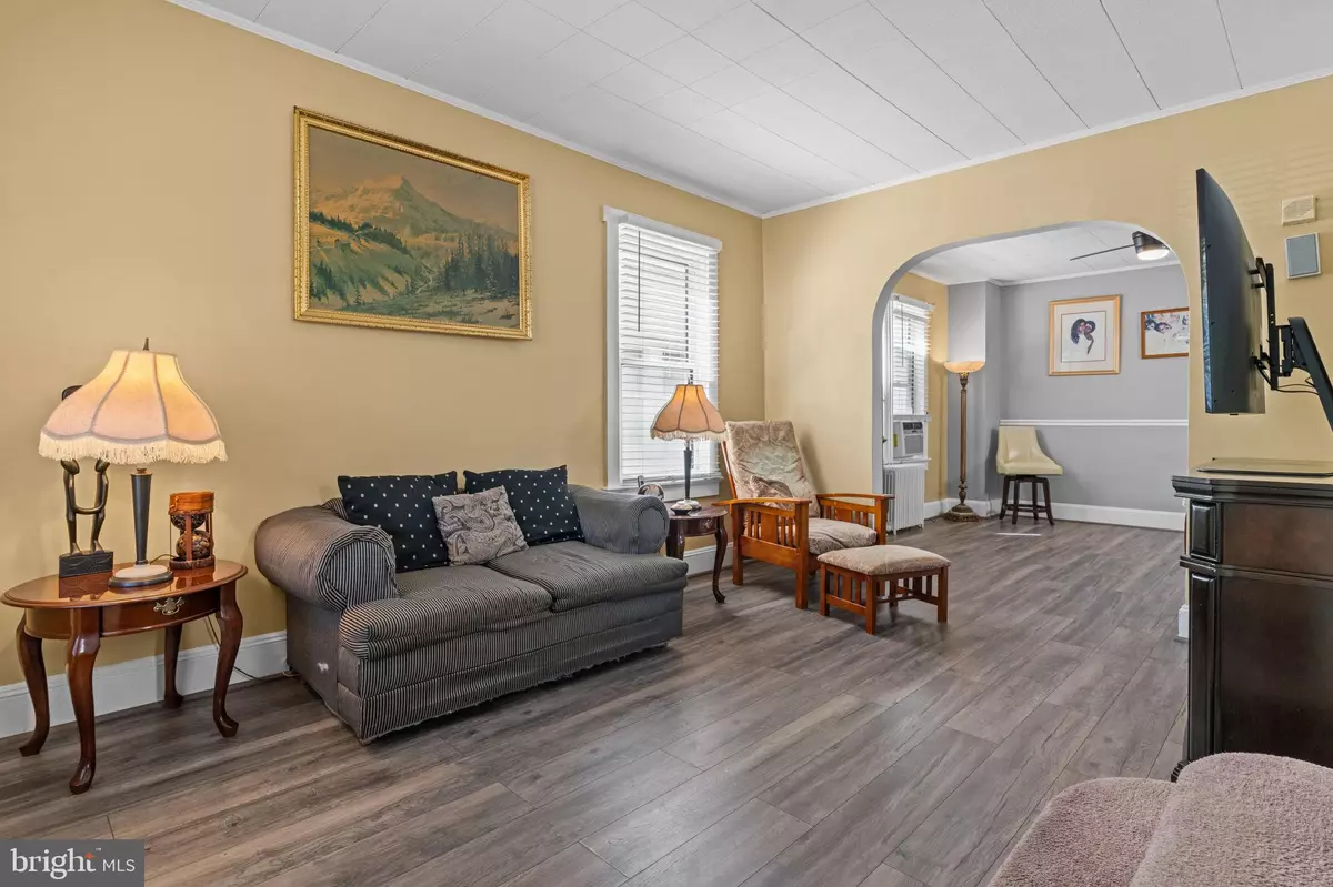 Hamilton, NJ 08629,907 QUINTON