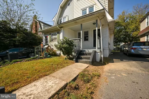 Brookhaven, PA 19015,204 E AVON RD