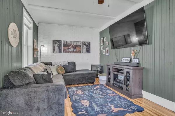 Newport, PA 17074,418 N 3RD ST