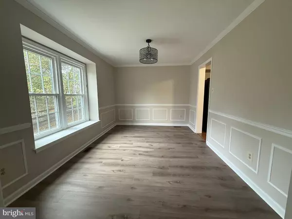 Herndon, VA 20171,3310 APPLEGROVE CT