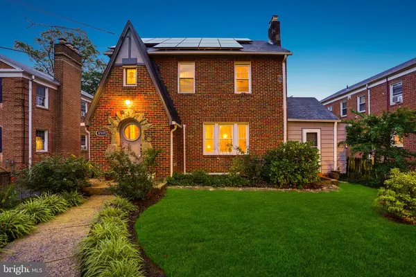 8509 FLOWER AVE, Takoma Park, MD 20912